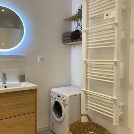 Apartment Saint Laurent Du Var Studio A 150 M De La Plage